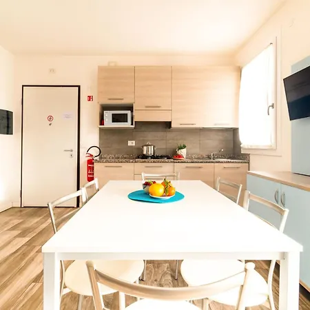 Apartment Mami Oceanic Village